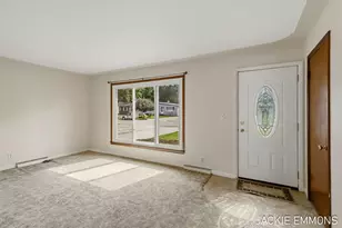 731 66th St SE, Grand Rapids, MI 49548 - Photo 7