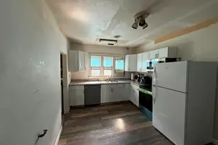 223 Washington Ave, Lakeview, MI 48850 - Photo 3