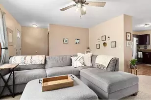11816 Highridge Dr, Pinckney, MI 48169 - Photo 9