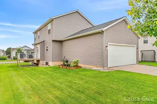 4321 Astoria Ave SE, Kentwood, MI 49512 - Photo 7
