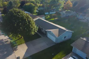1410 Greenwich St, Manistee, MI 49660 - Photo 21
