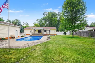 1605 Hansen Street, Muskegon, MI 49445 - Photo 5
