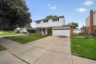 280 Clinton River Dr, Mount Clemens, MI 48043 - Photo 1