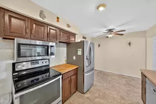 280 Clinton River Dr, Mount Clemens, MI 48043 - Photo 13