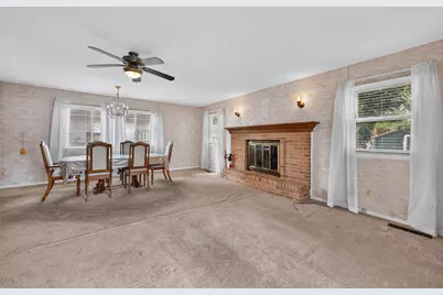280 Clinton River Drive, Mount Clemens, MI 48043 - Photo 21