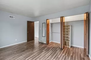 25325 Shiawassee Cir, Southfield, MI 48033 - Photo 15
