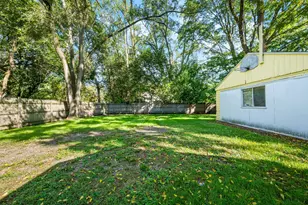 713 Ferry St, Niles, MI 49120 - Photo 7
