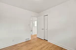 1063 Lori St, Ypsilanti, MI 48198 - Photo 19