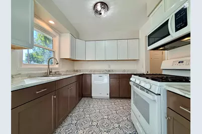 4801 Tressa Drive, Lansing, MI 48910 - Photo 7