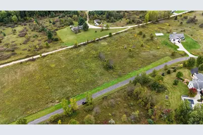 608 E The Lane, Grant, MI 49327 - Photo 3