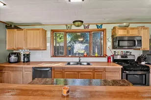 303 Marshall St, Jackson, MI 49202 - Photo 11