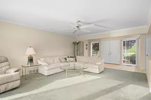 6297 Lodi Ln, Saline, MI 48176 - Photo 7