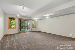 4661 Windcliff Dr NE, Rockford, MI 49341 - Photo 31