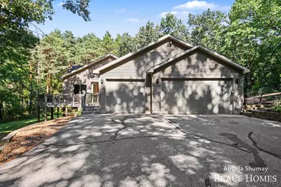 4661 Windcliff Drive NE, Rockford, MI 49341 - Photo 1