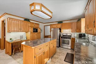 8618 Cedar Lake Dr, Jenison, MI 49428 - Photo 17