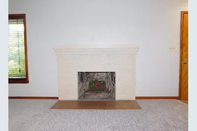 460 Collins Avenue, Benton Harbor, MI 49022 - Photo 5