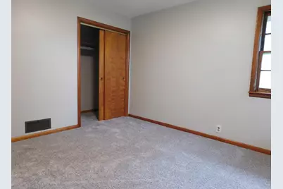 460 Collins Avenue, Benton Harbor, MI 49022 - Photo 13