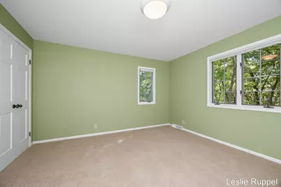 1700 Mont Rue Drive SE, Grand Rapids, MI 49546 - Photo 37