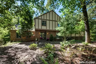 1700 Mont Rue Dr SE, Grand Rapids, MI 49546 - Photo 1