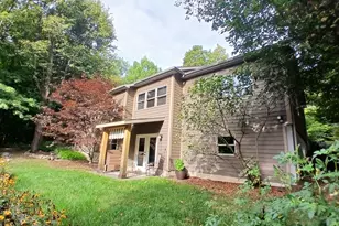 5376 W Oak Point Rd, Ludington, MI 49431 - Photo 3