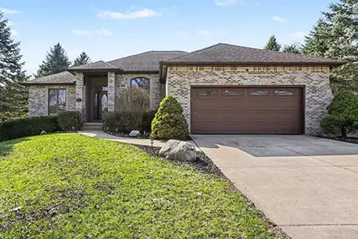 52 E Acacia Boulevard, Battle Creek, MI 49015 - Photo 1