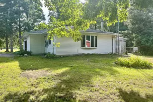 21112 Wilmot Rd, Belleville, MI 48111 - Photo 15