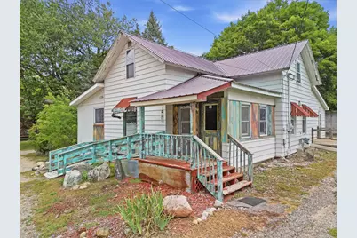 416 W Main Street, Stanton, MI 48888 - Photo 11