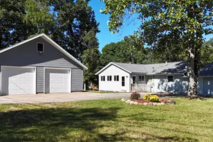 31940 Sunrise Ave, Dowagiac, MI 49047 - Photo 1