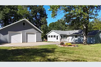 31940 Sunrise Avenue, Dowagiac, MI 49047 - Photo 3