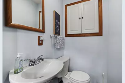 115 E Elm Street, Albion, MI 49224 - Photo 7