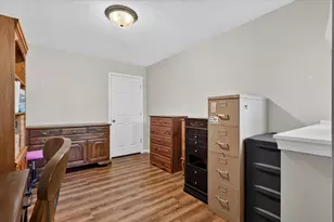 905 S Hawthorne Ct, Greenville, MI 48838 - Photo 39