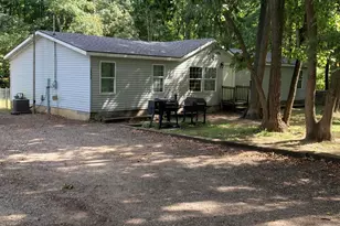 1890 Paul St, Muskegon, MI 49445 - Photo 3
