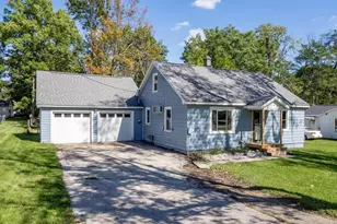 625 E Berrien St, Paw Paw, MI 49079 - Photo 3