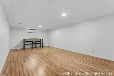 354 W 31st Street, Holland, MI 49423 - Photo 33