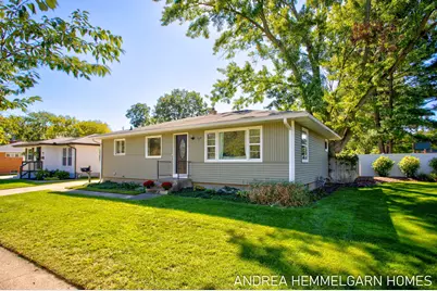 354 W 31st Street, Holland, MI 49423 - Photo 1