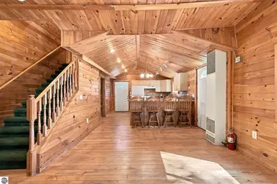 11010 E 8 Mile Road, Tustin, MI 49688 - Photo 13