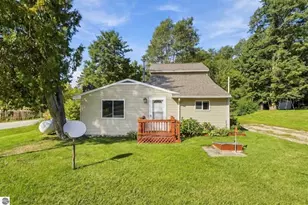 11010 E 8 Mile Rd, Tustin, MI 49688 - Photo 1