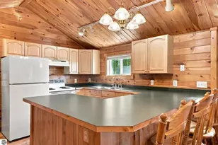 11010 E 8 Mile Rd, Tustin, MI 49688 - Photo 9