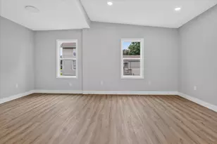 1015 N 5th St, Niles, MI 49120 - Photo 7