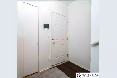 15611 Stone Crossing Drive, Southfield, MI 48075 - Photo 7