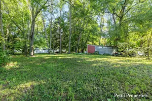 5200 Upton Rd, Hastings, MI 49058 - Photo 15