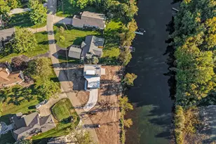 8135 Island Ct, Stanwood, MI 49346 - Photo 29
