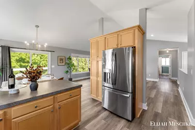 2026 Orchard Ridge Drive NW, Grand Rapids, MI 49534 - Photo 9