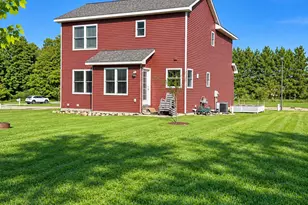 308 Brookside Ct, Big Rapids, MI 49307 - Photo 3