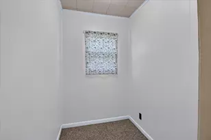 629 Division St, Big Rapids, MI 49307 - Photo 21