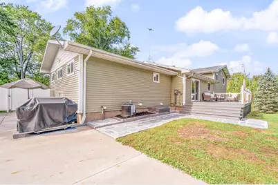 147 S Bamber Road, Mount Pleasant, MI 48858 - Photo 5