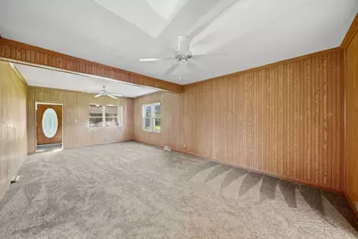 714 S Sutton Road, Jackson, MI 49203 - Photo 5