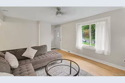 1139 Houseman Avenue NE, Grand Rapids, MI 49503 - Photo 3