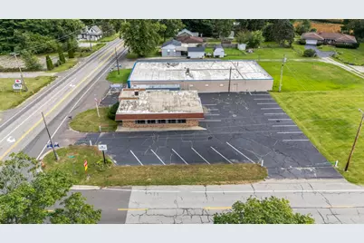 22405 Us-12, Edwardsburg, MI 49112 - Photo 35