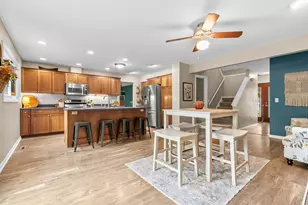 8475 Valleywood Ln, Portage, MI 49024 - Photo 17